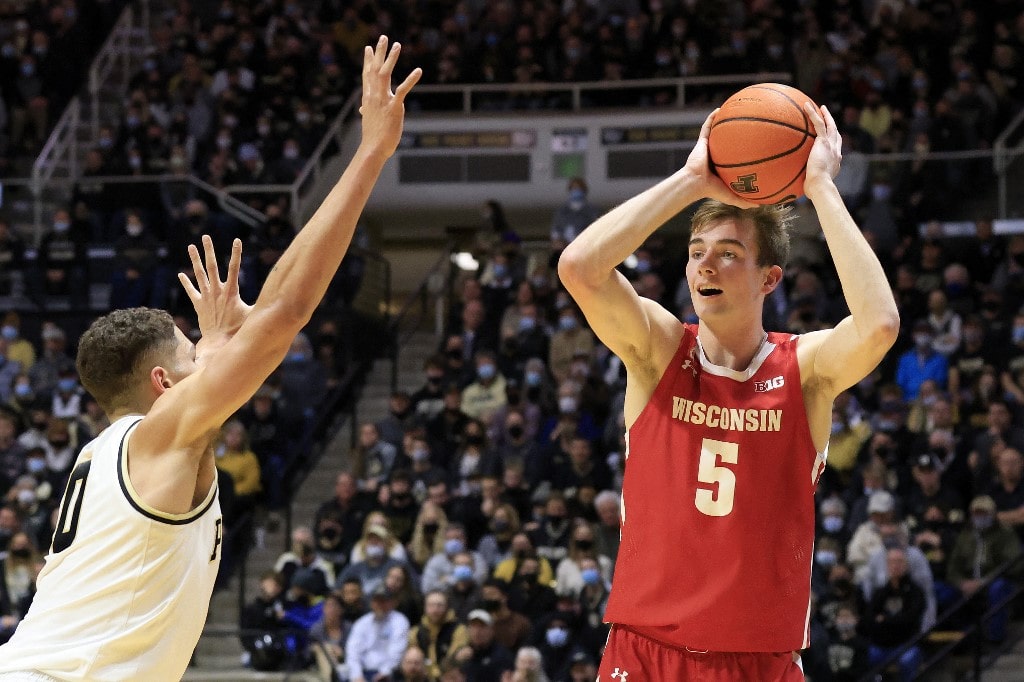 Purdue vs Wisconsin Game Preview, Odds, Picks & Predictions
