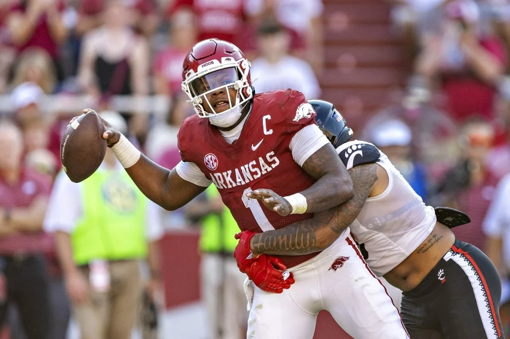 Cincinnati vs Arkansas Prediction: Against the Spread Best Bet, Week 1