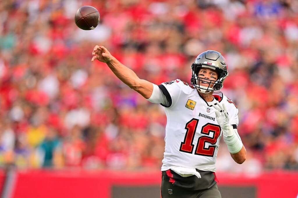 NFL Week 9 Expert Picks: Late Slate Predictions for Seahawks vs Cardinals &  Rams vs Buccaneers