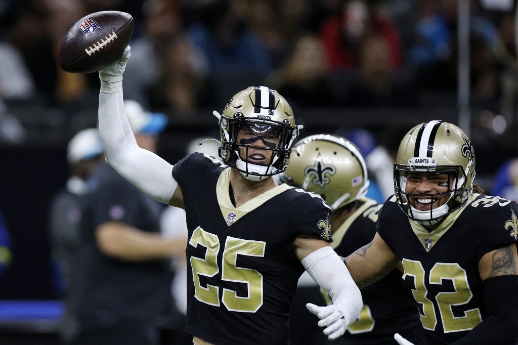 New Orleans Saints on X: #Saints over 200 rushing yards through 3