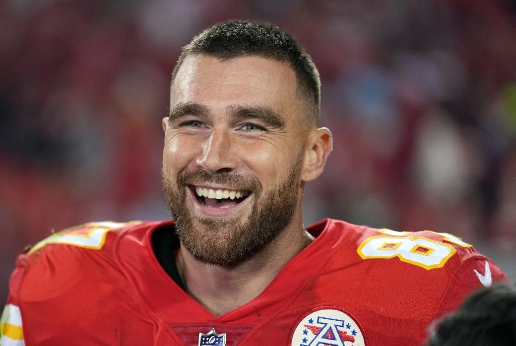 Chiefs' Patrick Mahomes and Travis Kelce Are BFFs On and Off the Field