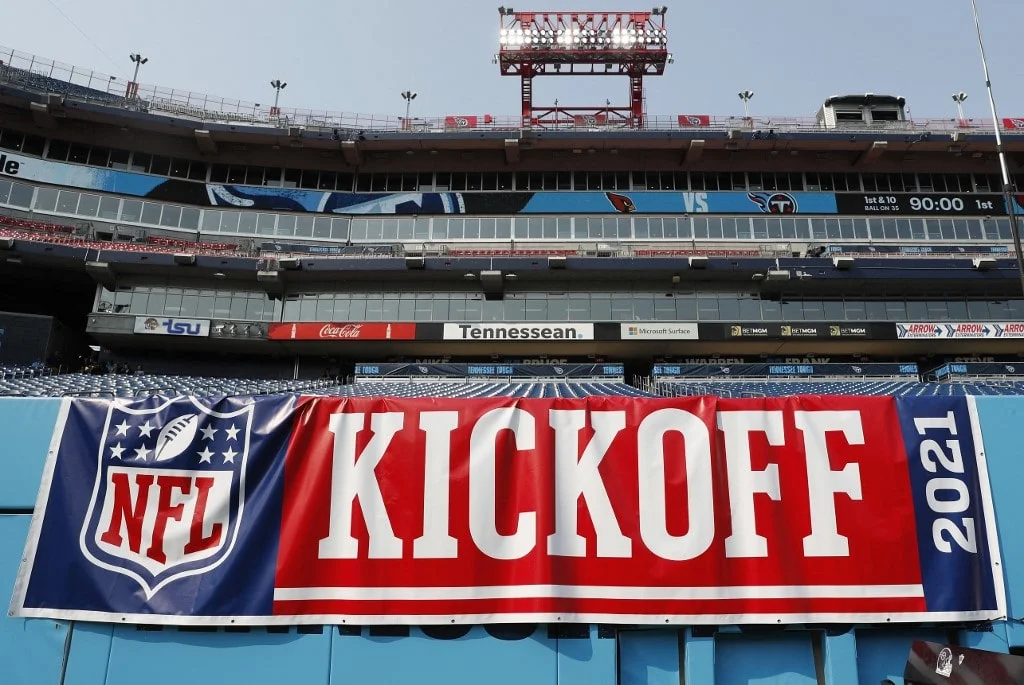 Kansas City Chiefs. vs. Detroit Lions: Stream the 2023 NFL Kickoff –  Billboard