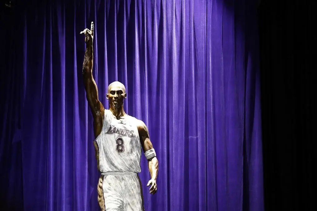 Lakers Unveil Magnificent Kobe Bryant Statue